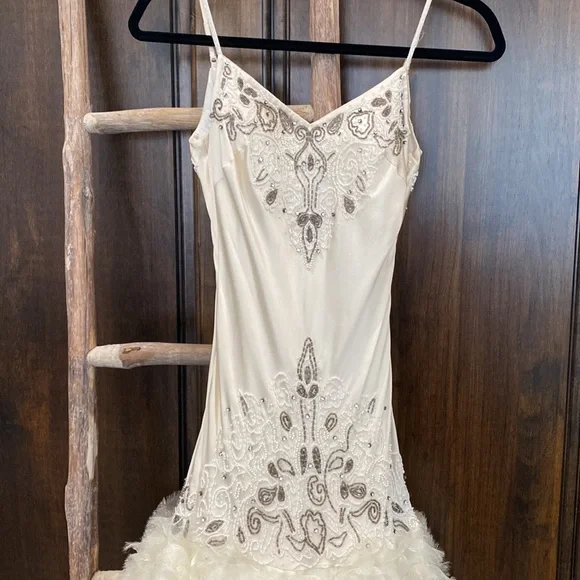 Sue Wong Silk Beaded Wedding Dress - Picture 3 of 16